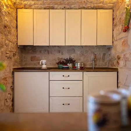 Art 3* Ostuni