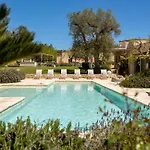 Resort Art 3*
